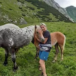 בית נופש Panoramablick Line *