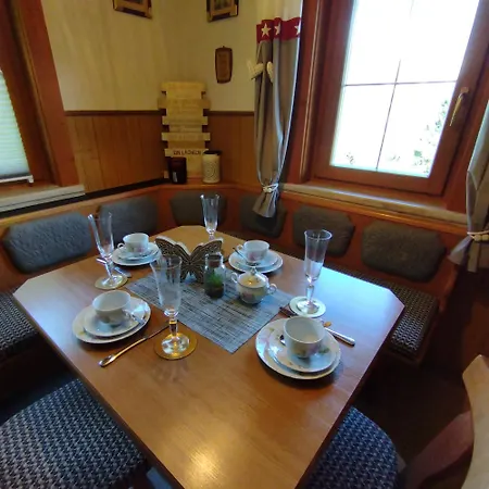 Ferienhaus Panoramablick Line